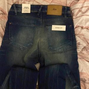 Zara men’s jeans. Size 30 color blue!